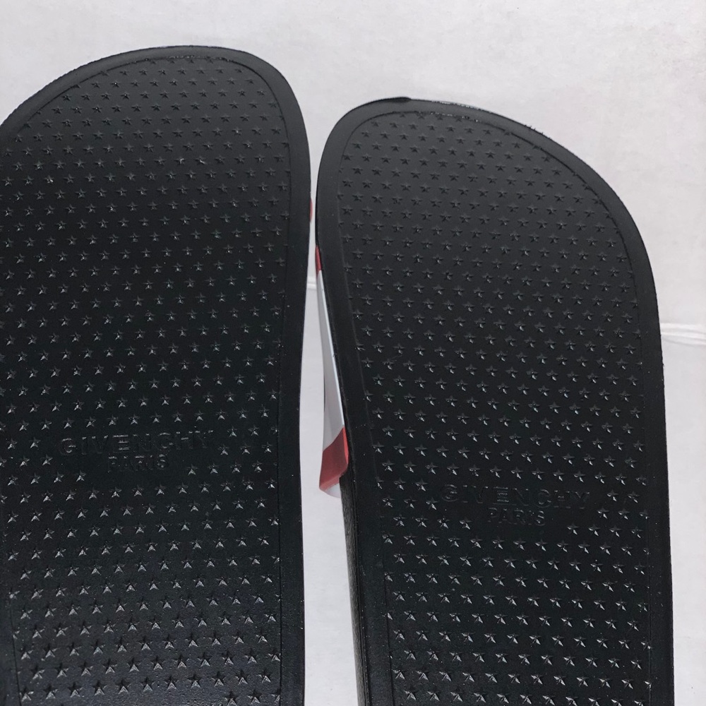 Givenchy pool slides